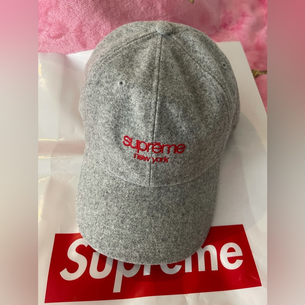 Supreme waxed wool 6 panels cap